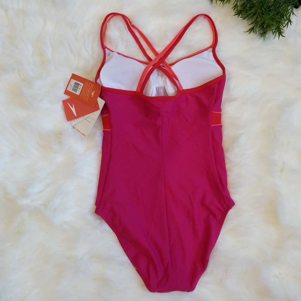 SPEEDO SWIMSUIT New with tags - Picture 4 of 4